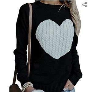 Pullover long sleeve sweater with knit heart